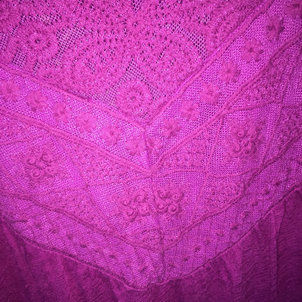 Express Lace Tank - Picture 5 of 5